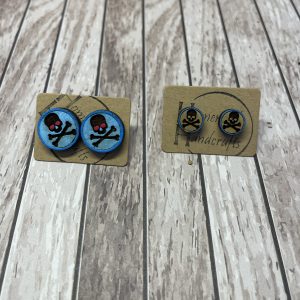 Skull & Crossbones Simple Earrings